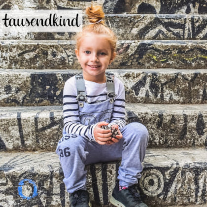 Kleines blondes Mädchen